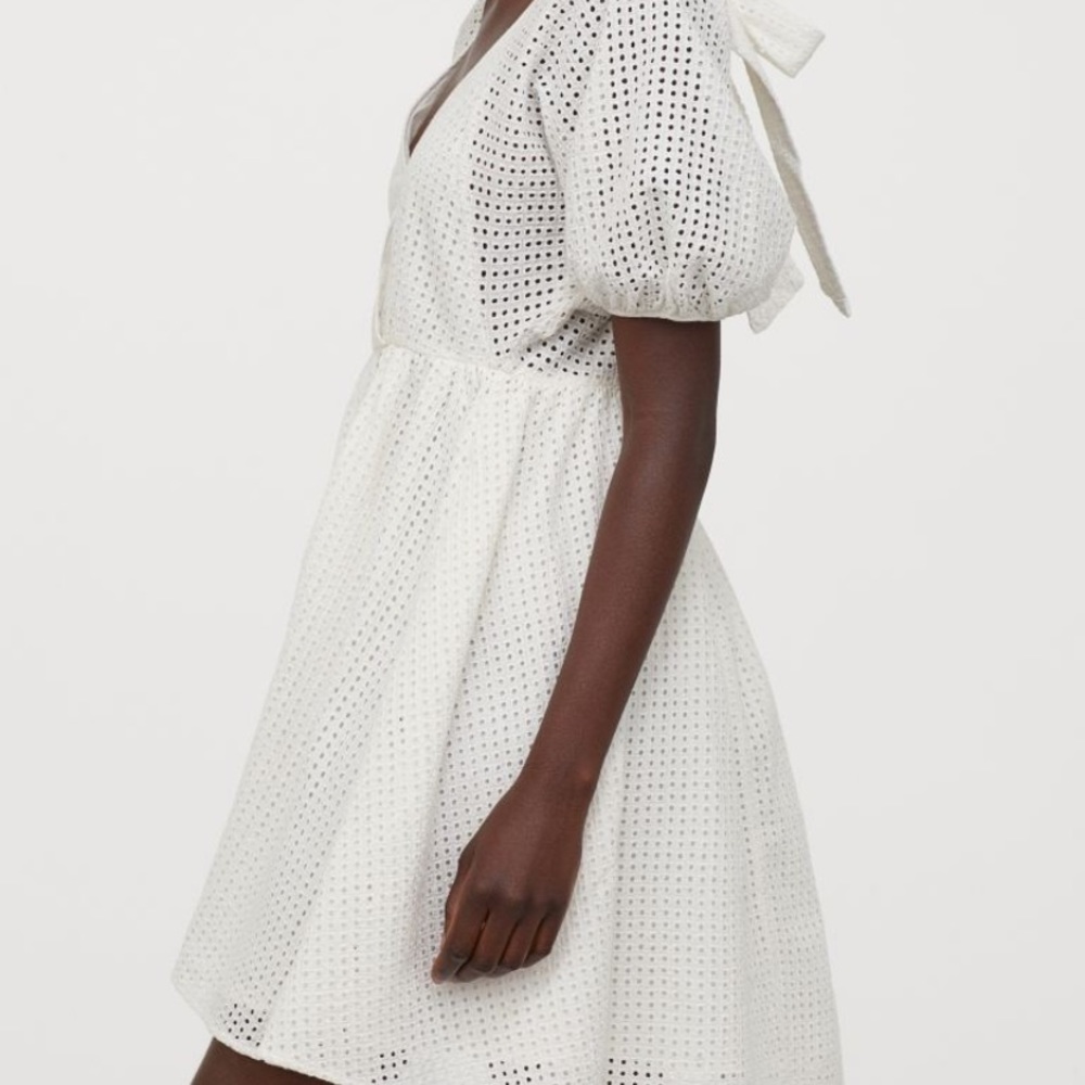 H&M White Puffy Sleeve Dress with Ribbon Back NWT